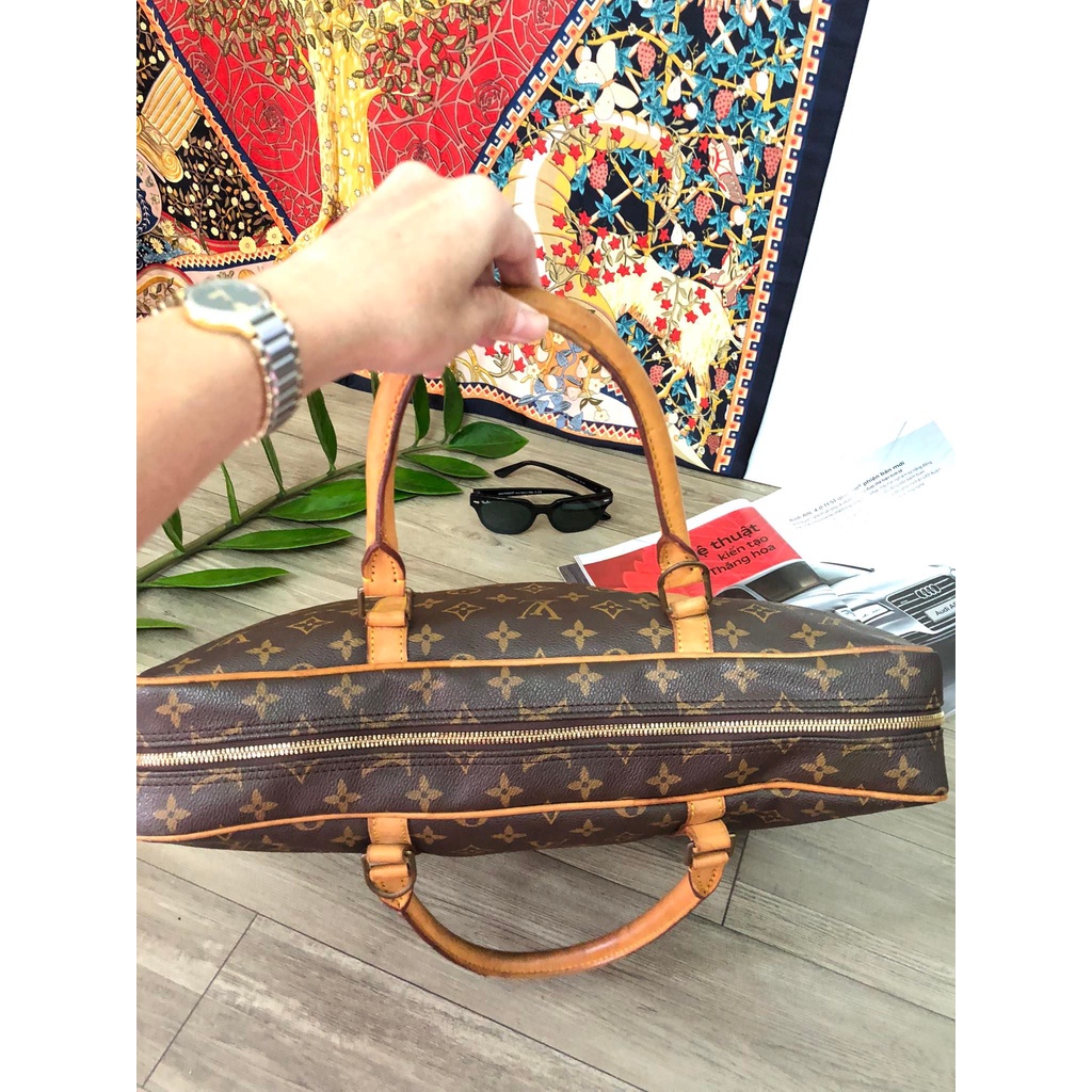 Thanh lý cặp công sở nam hiệu Eo Vì cổ | BigBuy360 - bigbuy360.vn