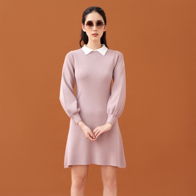 Đầm len cổ phối trắng