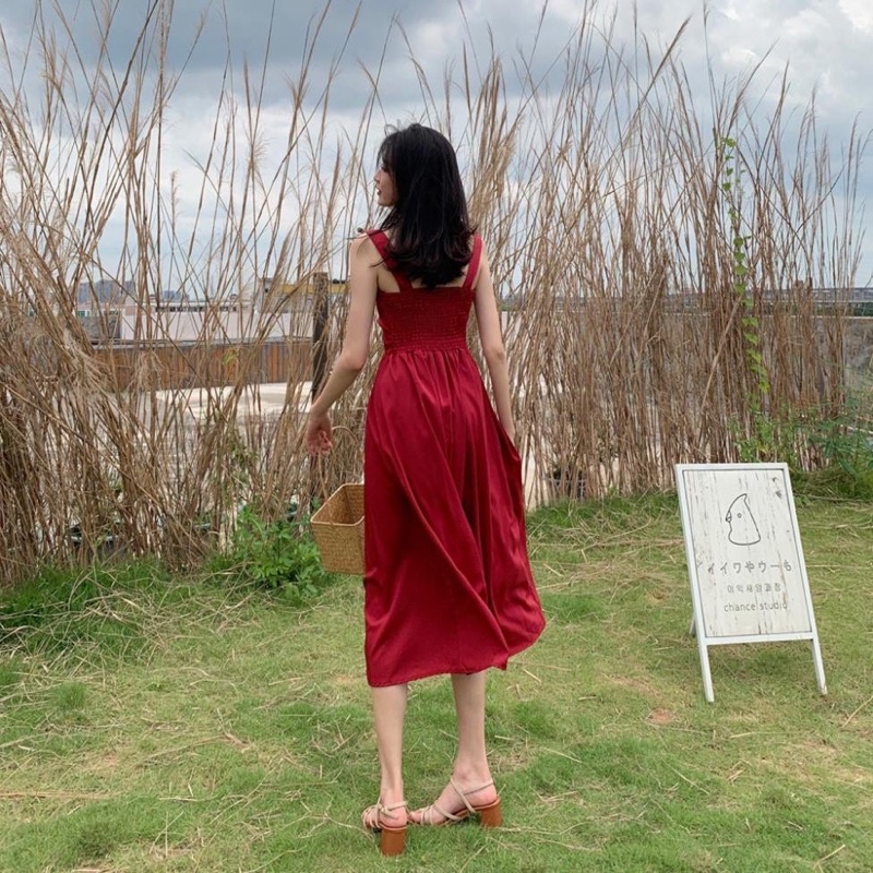 Váy đỏ đan dây quảng châu