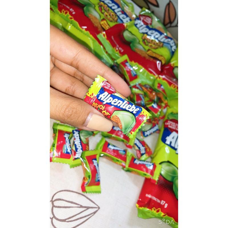kẹo alpenliepe muối ớt khoảng 32 chiếc 1 gói