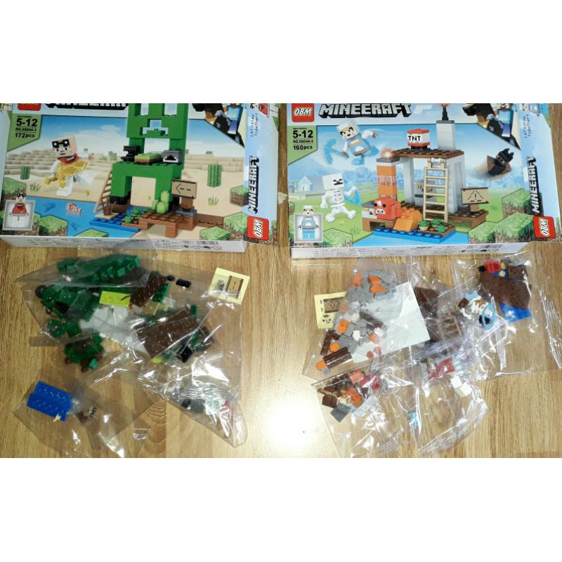 Lắp ráp 1 hộp LegoMineeCaft 66044 có trên 160 chi tiết bằng nhựa ABS