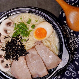 Mì ramen Zi Shan Tự Sôi heo hầm chua cay
