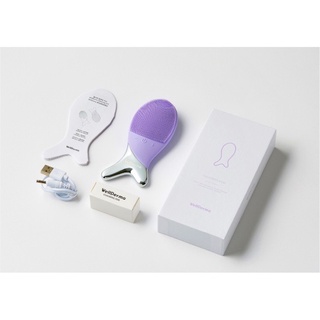 Máy rửa mặt con cá WellDerma Cleansing Fish.