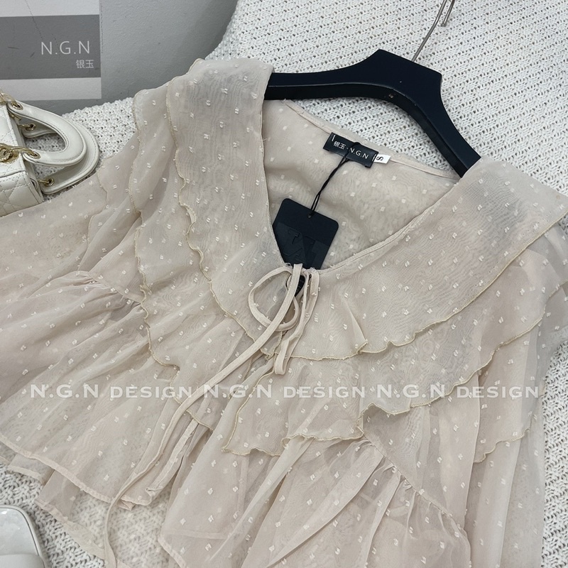 Áo Chấm Von N.G.N