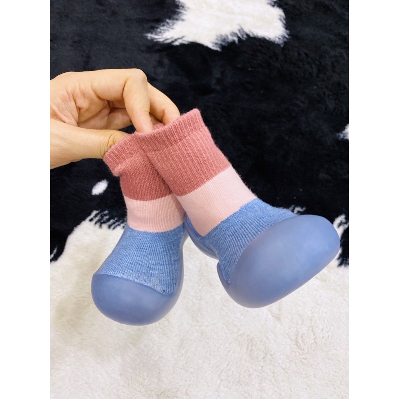 GIÀY BÚN CHO BÉ TẬP ĐI - GIÀY BÚN CHỐNG TRƯỢT CHO BÉ(Bún cổ 3 mầu)
