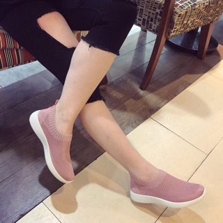 Slip on chất thun nhẹ mang cực êm