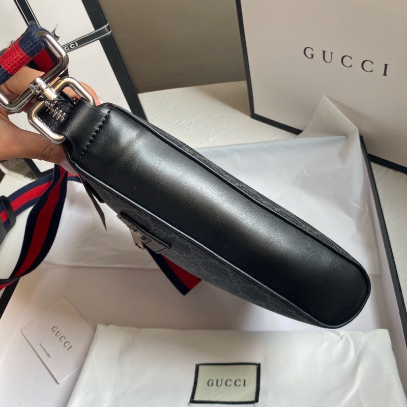 Túi đeo chéo nam Gucci GC GC da thật cao cấp