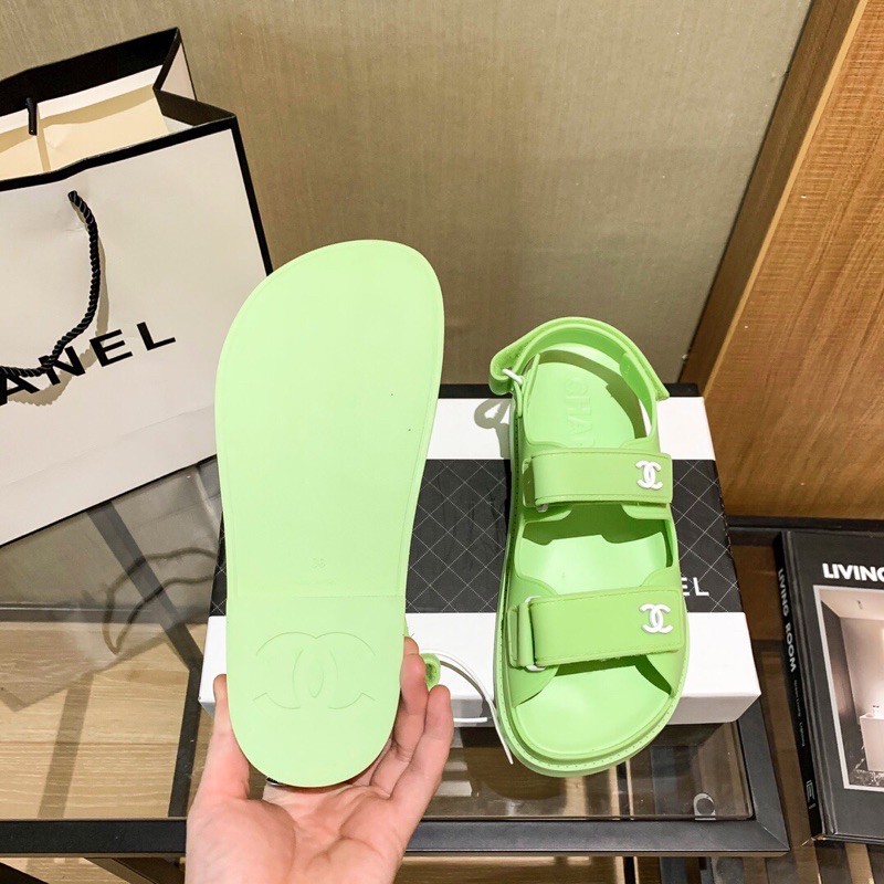 Dép đế bằng thời trang nữ mẫu mới trẻ trung lôi cuốn 𝘾𝙝𝙖𝙣𝙚𝙡 CN 𝘾𝙝𝙖𝙣𝙚𝙡