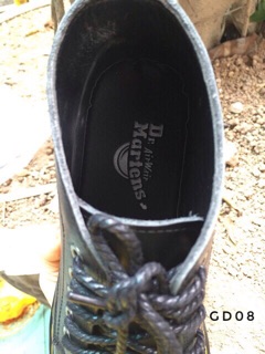 Giày Dr.Martens cổ lửng bao Chất