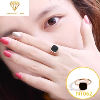 Nhẫn titan ko đEn mặt vuông to sơn đen NT062