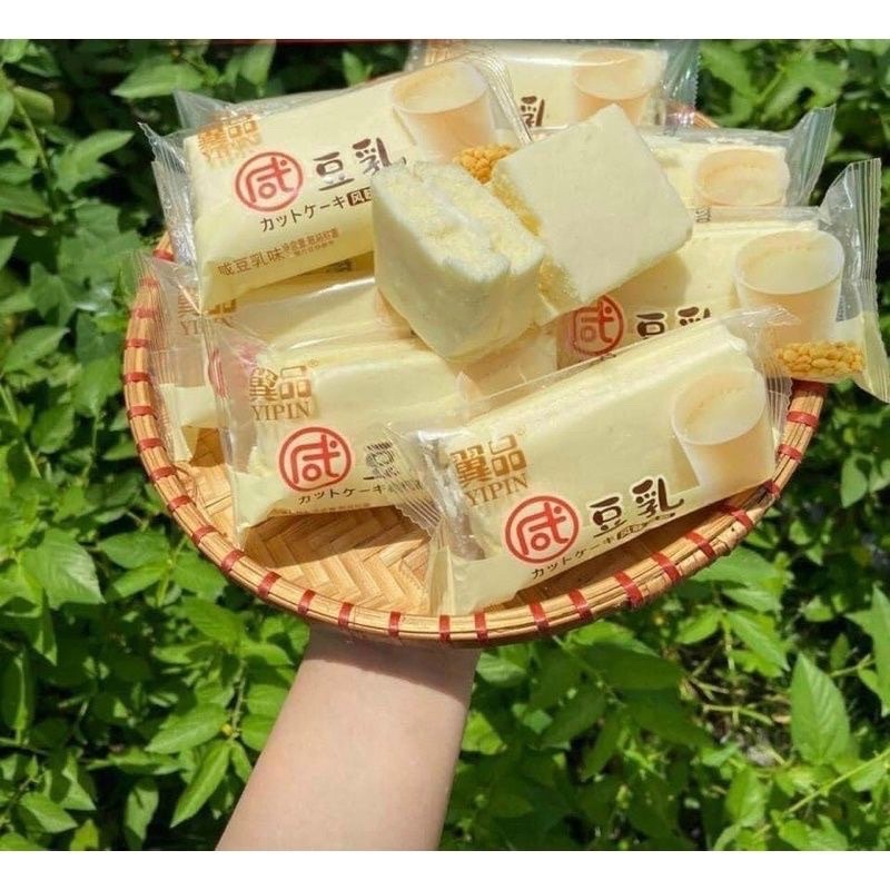 Bánh Bông Lan Yipin Hấp Kem Đậu Nành Siêu Ngon Thùng 2kg - Date mới