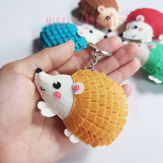 Móc khoá vải nỉ handmade hình con nhím
