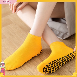 Image of ARI Comfortable Summer Non-slip Socks Yoga Socks with Grips Lovers Style for Daily Wear