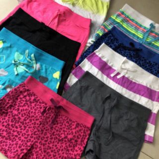 Quần short nỉ bé gái