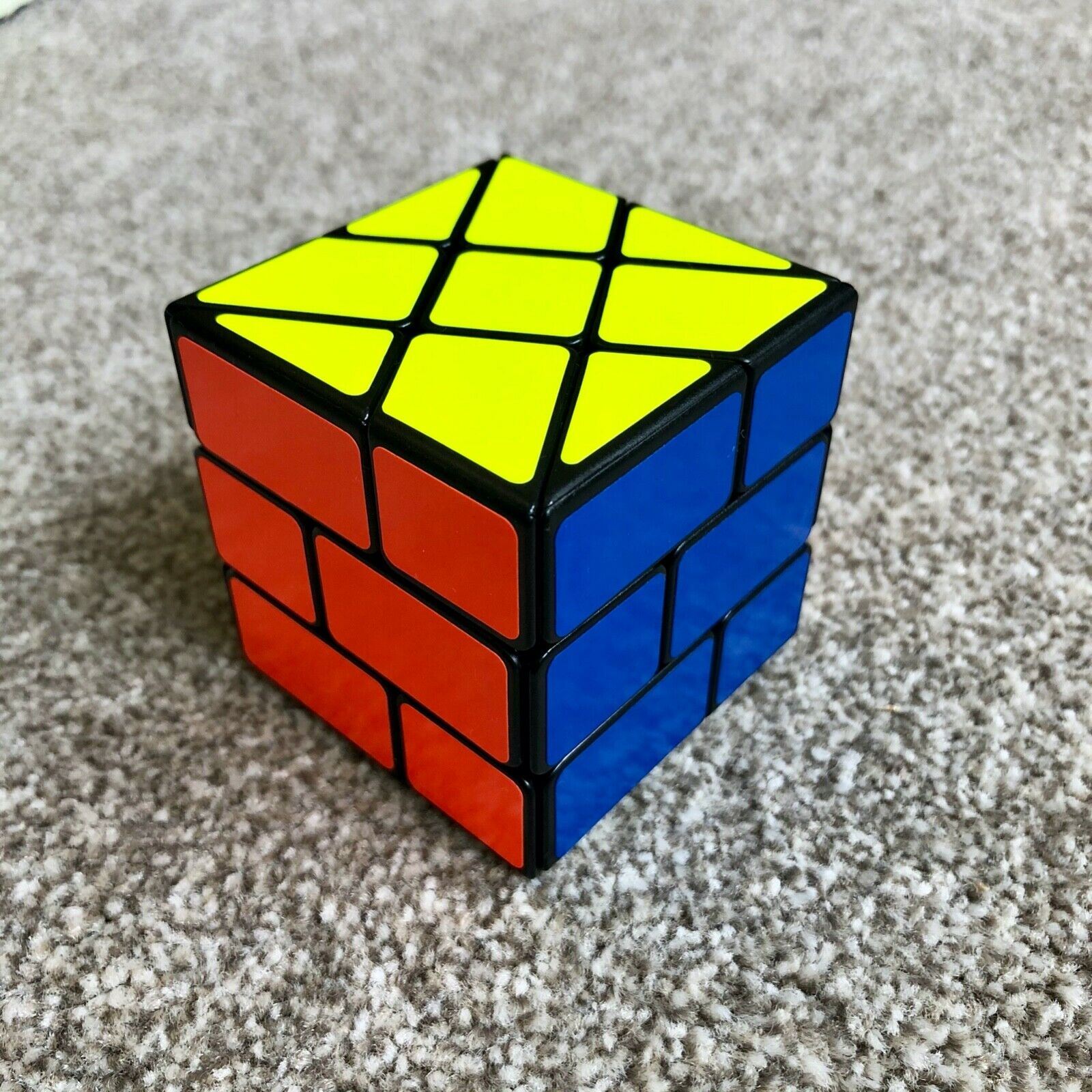 Khối Rubik 3x3 Nhiều Màu Sắc Sáng Tạo