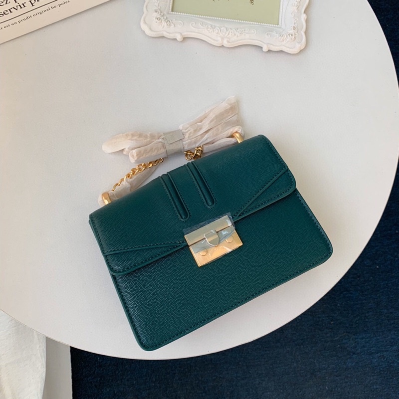 Túi CnK Quỳnh Búp Bê  auth tuồn size 20