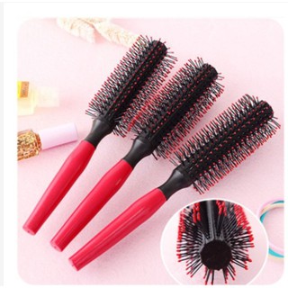Lược tròn cuốn tạo mẫu tóc