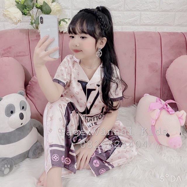 Set lụa mẹ bé cộc tay quần dài