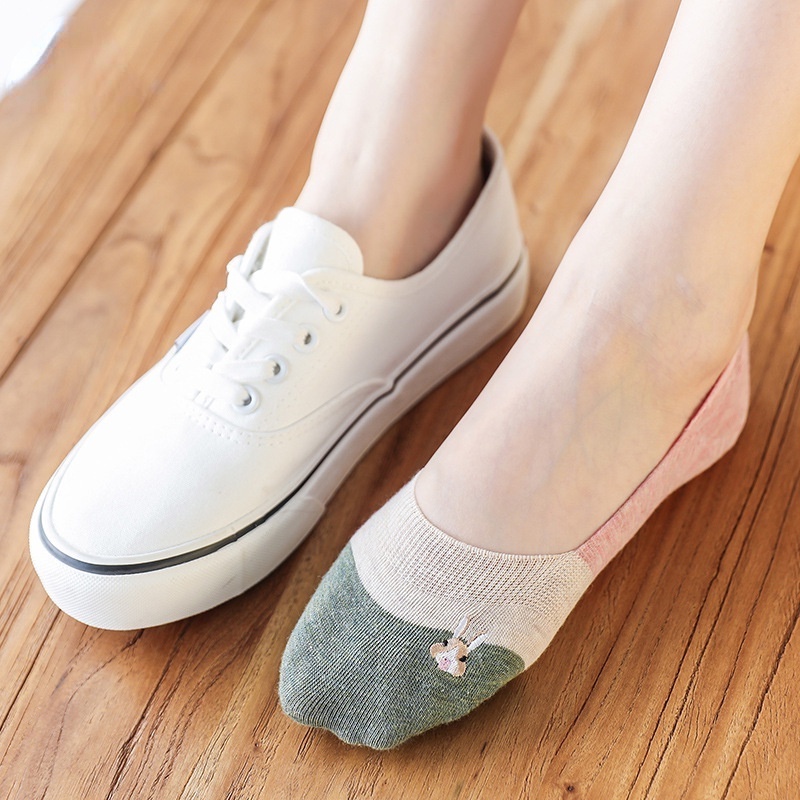 Vớ Thuyền Mềm Mại Co Giãn Không Trượt Thêu Họa Tiết Hoạt Hình Dễ Thương Dành Cho Nữ