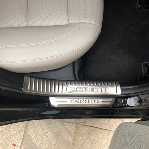 Ốp bậc trong ngoài Kia cerato 2016 2017 2018 mẫu inox
