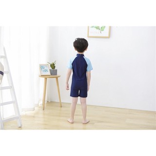 Đồ bơi liền có khoá sau cho các bé