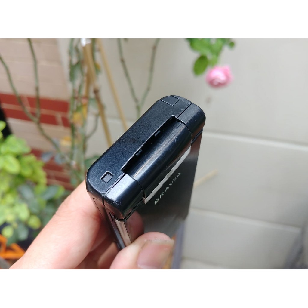 Điện thoại Sony Ericsson SO906i màu đen
