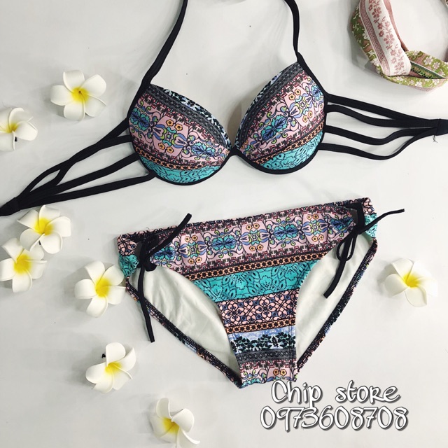 Bikini thổ cẩm