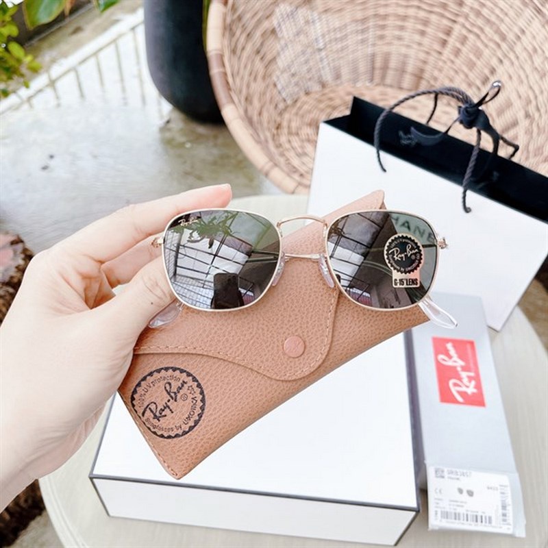 Kính Mát Ray-ban RB3857 9196/31 mắt xanh rau muống viền vàng