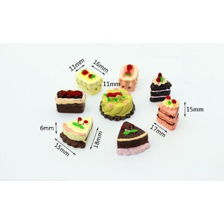 Set 8 bánh ngọt mini trang trí nhà búp bê