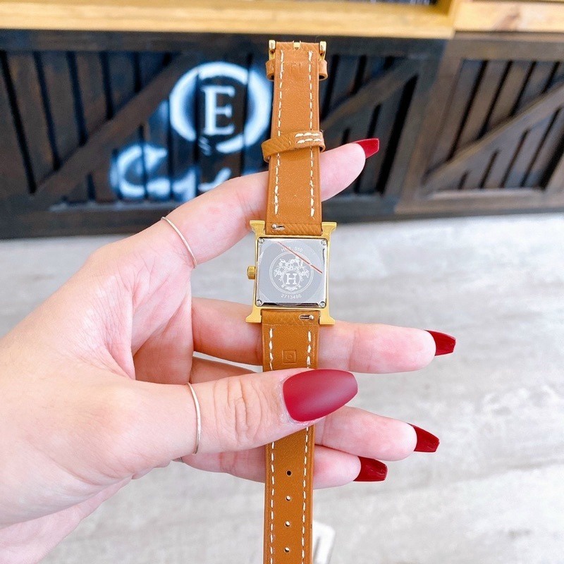 Đồng hồ Hemes Heure H nữ mặt vuông dây da - Viền Ceramic Mặt Đính Đá - Size 26x32mm hermes