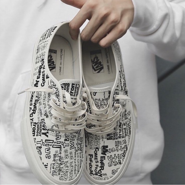 Giầy Vans CDG trắng