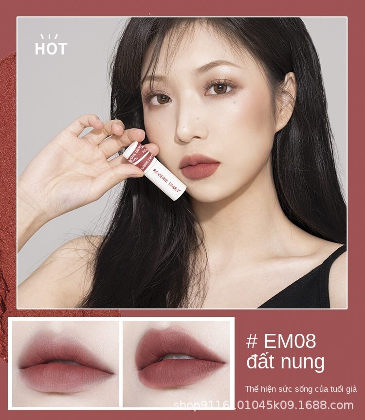 Son môi bóng lì có thể làm má hồng tiện dụng