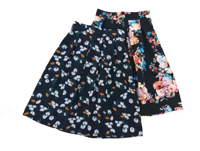 Chân váy hoa xếp ly dáng dài | BigBuy360 - bigbuy360.vn