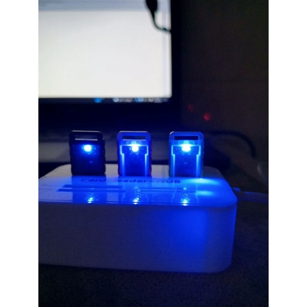 Đầu Đọc Thẻ TF.xc Micro SD.Có đèn led.Nhỏ gọn.Chất lượng tốt.