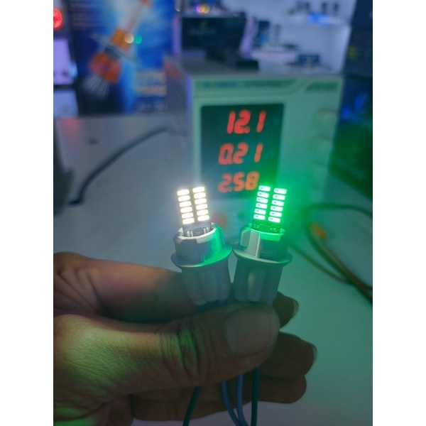 Bóng đèn Led Demi T10 Motoled Chính hãng Cặp 2 bóng