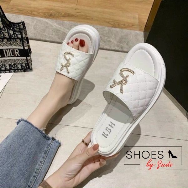 Dép bánh mì cao 3p SUDI - LE009-AHD có đệm êm chân có quai đính biểu tượng Y-S dễ phối đồ đi chơi, đi biển...