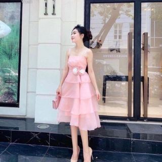 Đầm dự tiệc dáng xòe nhiều tầng hai dây đính cườm