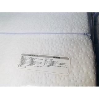 Gối cong Memory Foam Lock&Lock HLW111