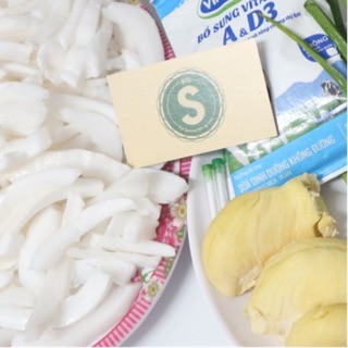Mứt Dừa Sáp Lá Dứa 250g