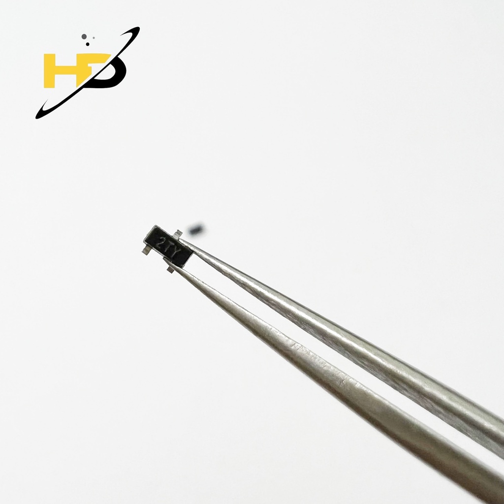 Dây 50 Con Transistor S8550 SOT-23 PNP 2TY Loại Chân Dán 500mA