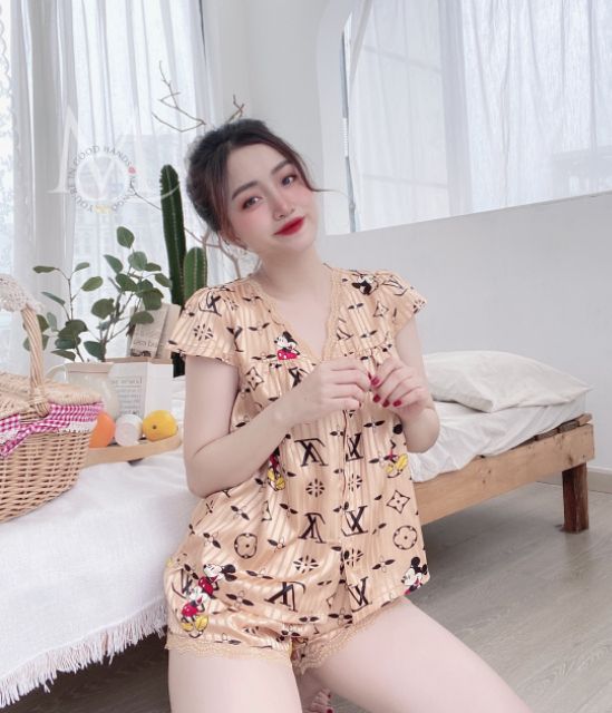 BỘ SỌT CỔ V GẤM MAI NGÔ | BigBuy360 - bigbuy360.vn