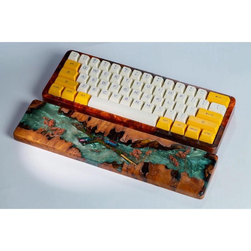 Kê tay bàn phím Thiên nhiên : Bọ hung/Tắc kè.Wrist Rest Resin Natural