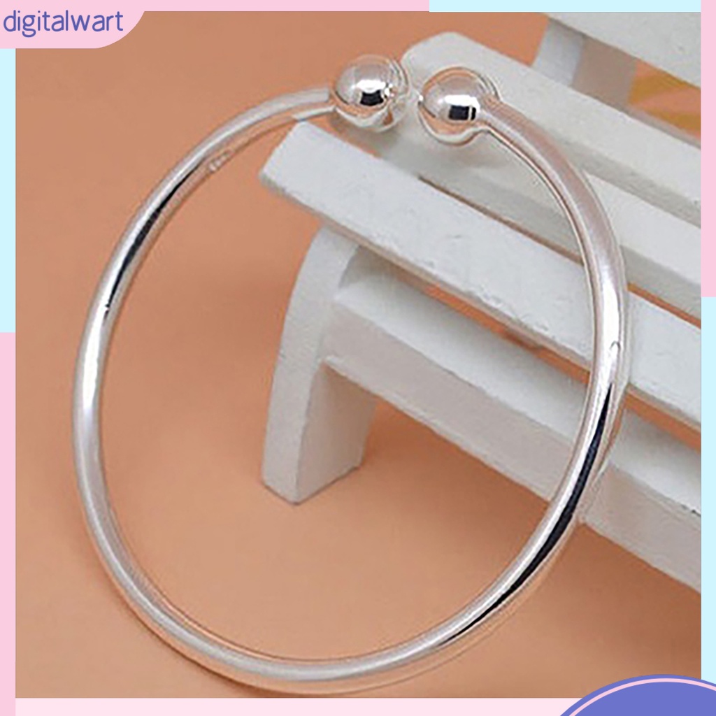 Vòng Đeo Tay Mạ Bạc Kiểu Dáng Đơn Giản Thanh Lịch Cho Nữ