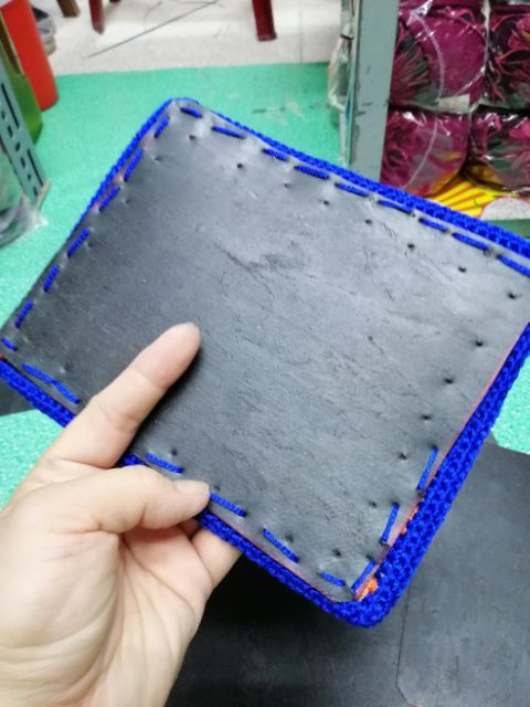 Mica nẹp túi xách