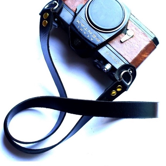 Dây máy ảnh vintage RAM Leather A22 Đen da bò thật