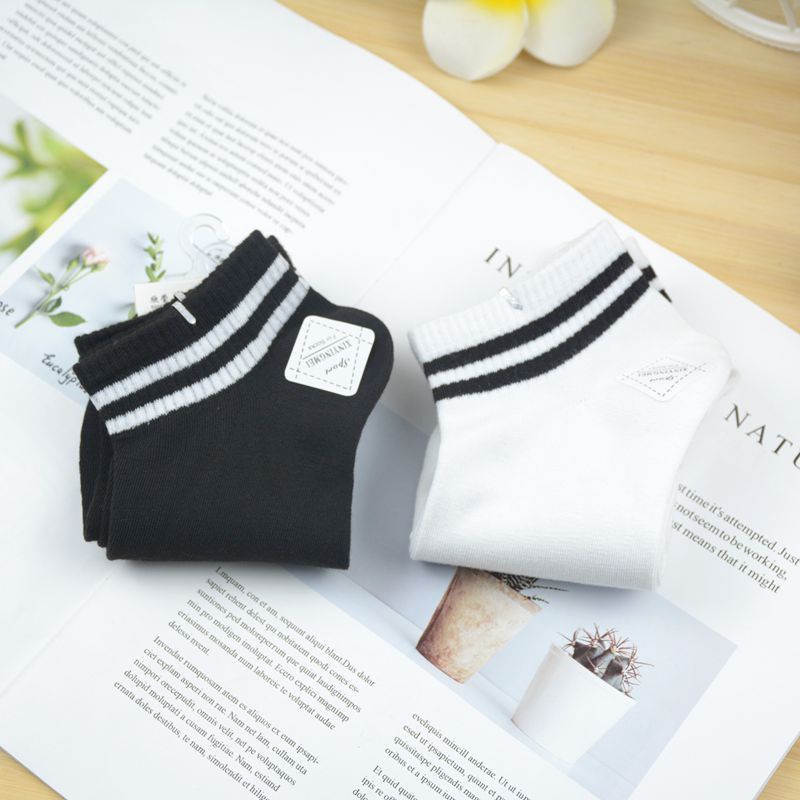 Bán sỉ 10 đôi tất cổ ngắn kẻ sọc Hàn Quốc