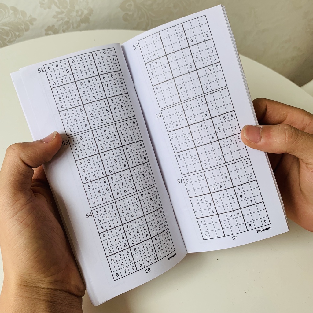 Thử Thách Chơi Cờ SuDoKu Benrikids Bộ 100 Câu Đố Kèm Lời Giải Chi Tiết Cho Bé Tập Chơi SuDoKu