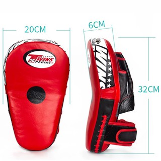 Đích Đấm Đá Twins PML-19 Curved - Đen đỏ