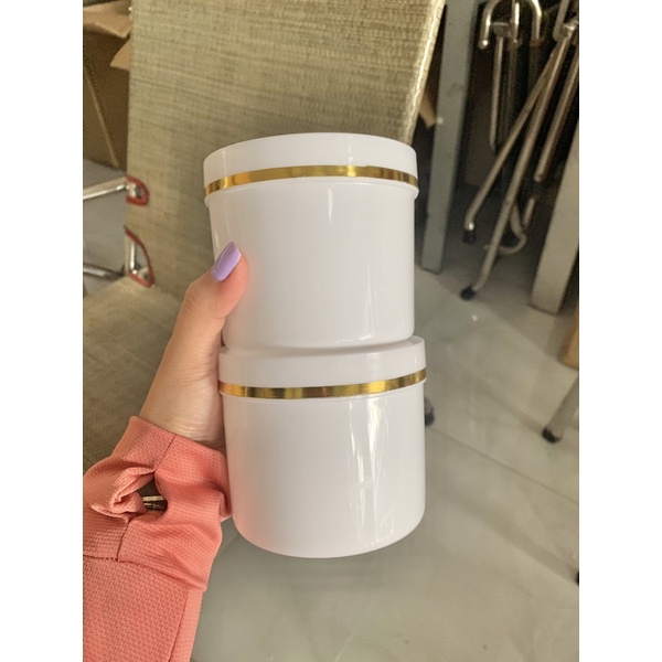 Hủ nhựa K500 có viền đựng 500g kem