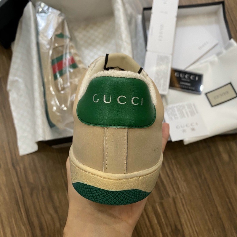 Giầy guc.ci sơn tùng bẩn lai au chất lượng ( full box + free ship )